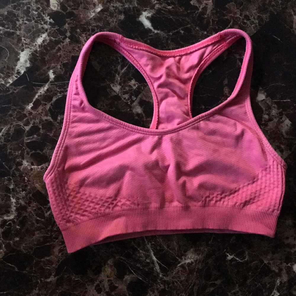 Sports bra